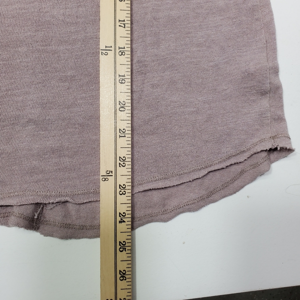 Project Social Women T-Shirt Size Medium Relaxed Fit Classic V-neck short sleeve - Picture 3 of 7